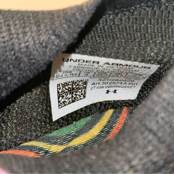 NEW UNDER ARMOUR HOVR Phantom 2 IntelliKnit Slip Pride Shoes Size US M 4.5 / W 6 - Picture 8 of 9